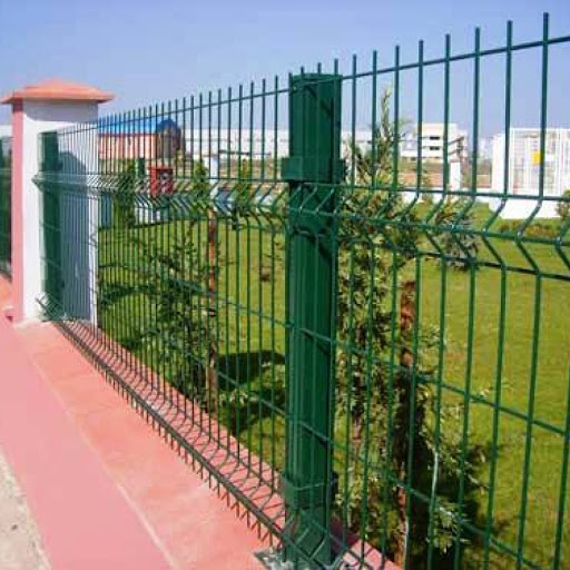 Peyzaj ve bahçe düzenlemesinde panel çitin önemi